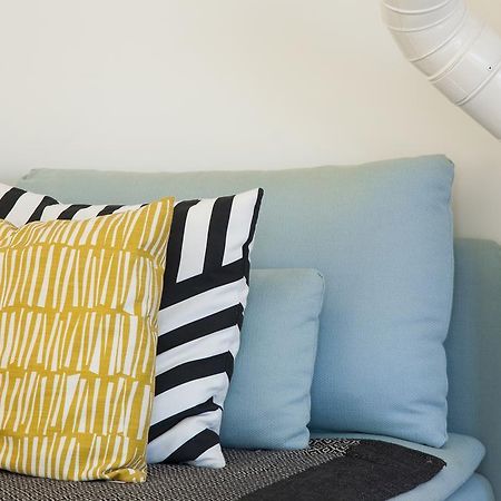 Joivy Joyful 2Br Apt With Terrace Nearby Sao Bento Palace ลิสบอน ภายนอก รูปภาพ
